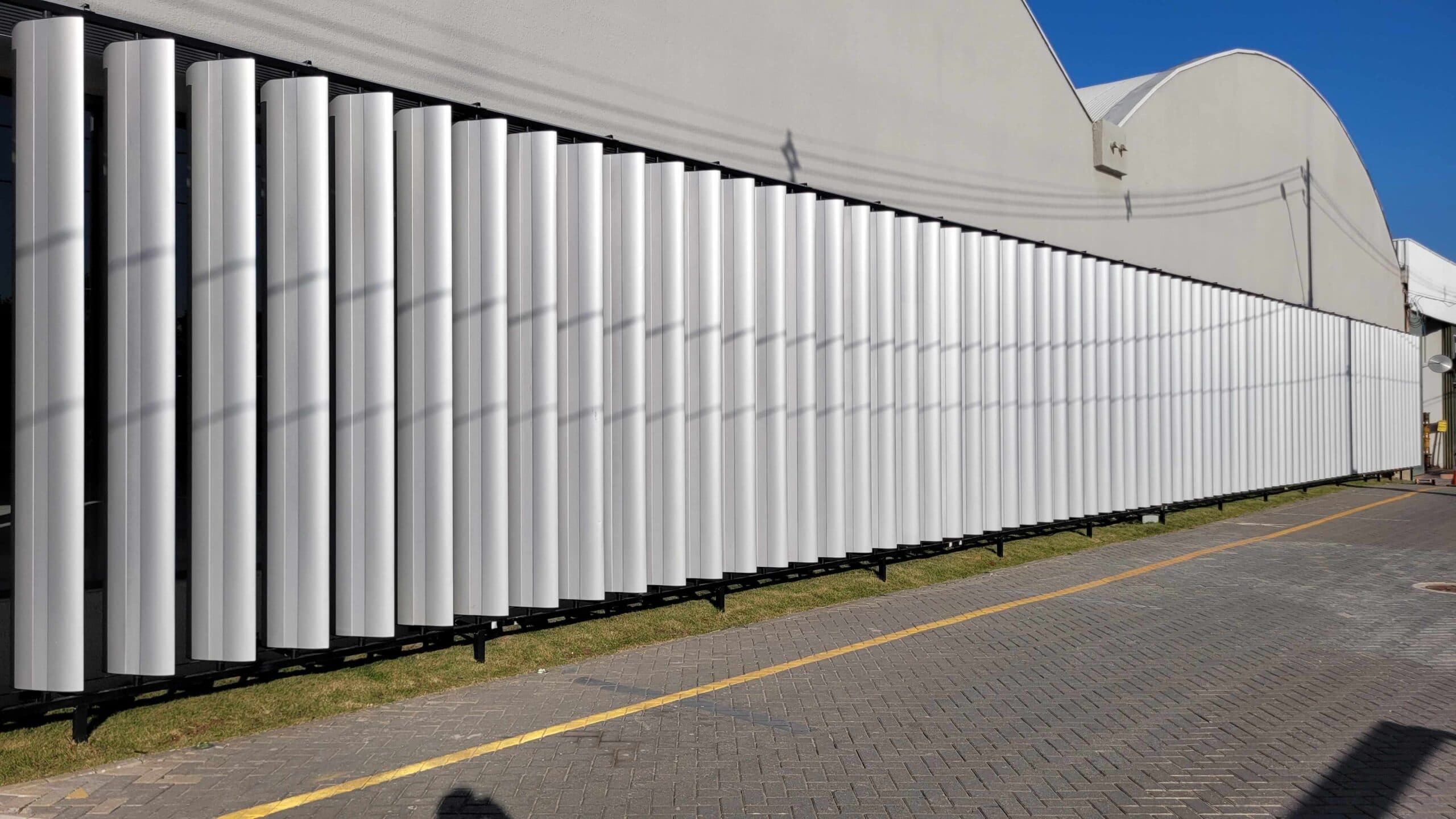 BRISE METÁLICO AA440